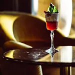 Otel Le Fitz Roy, A Beaumier